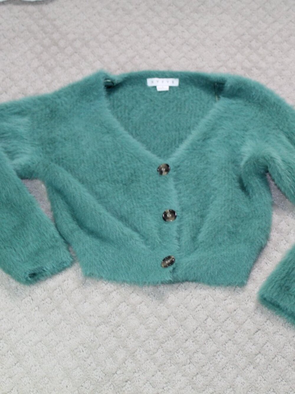 HYFVE Size L Green Eyelash Long Sleeve Cropped Sweater